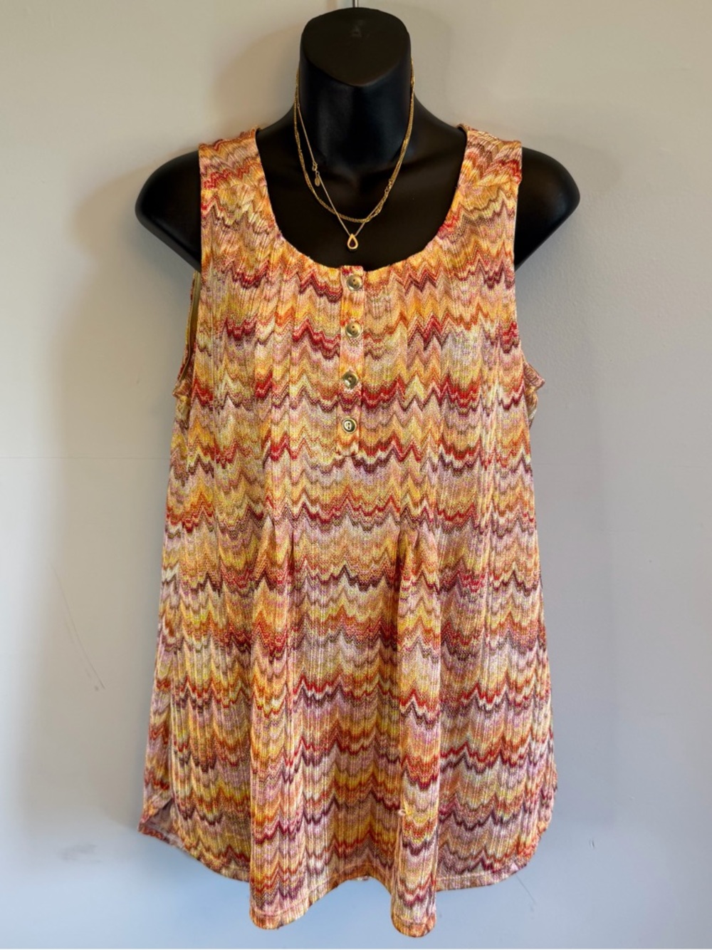 New Directions Multicolor Sleeveless Tunic Top